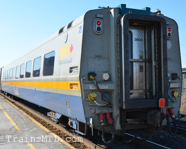Passenger car when it was the VIA 3600 ''A'' end  / Wagon de passager quand il était le VIA 3600 coté ''A''